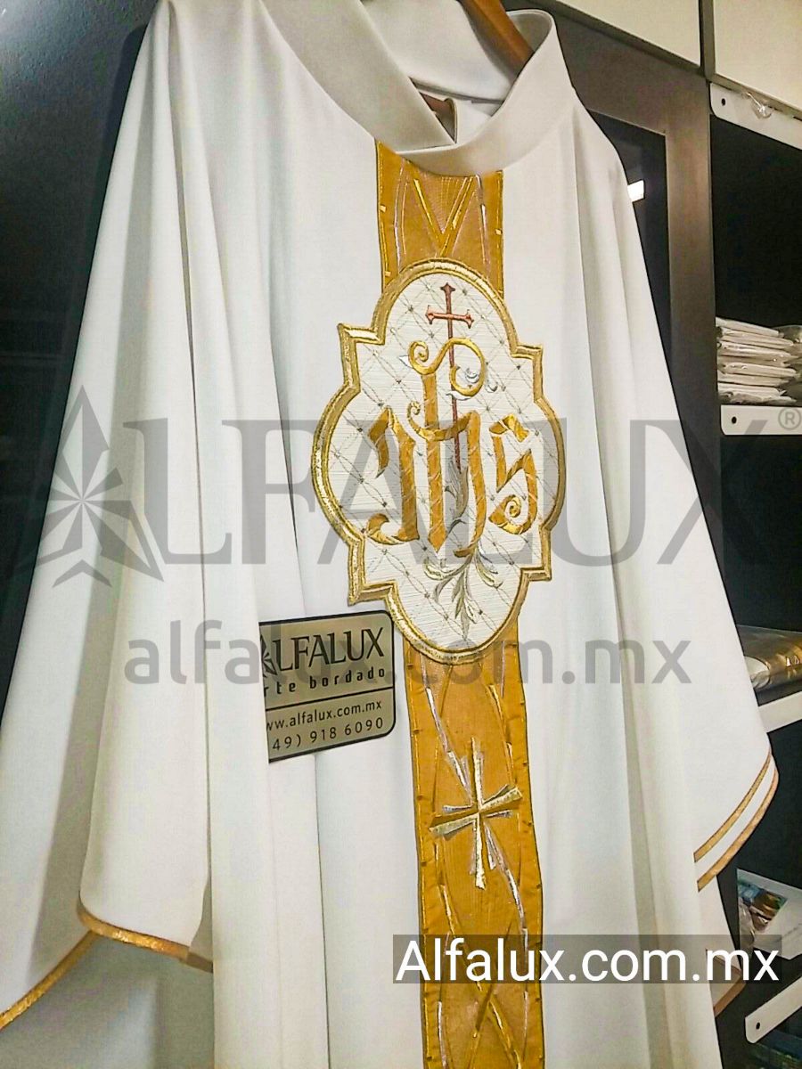 13 REINO Dorado Medallon